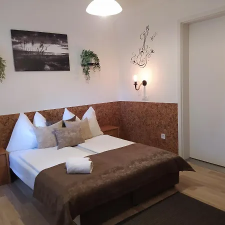 Дом отдыха Anitapartman Балатонфюред