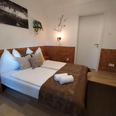 Holiday home Anitapartman *
