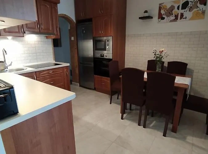 Anitapartman * بالاتونفوريد